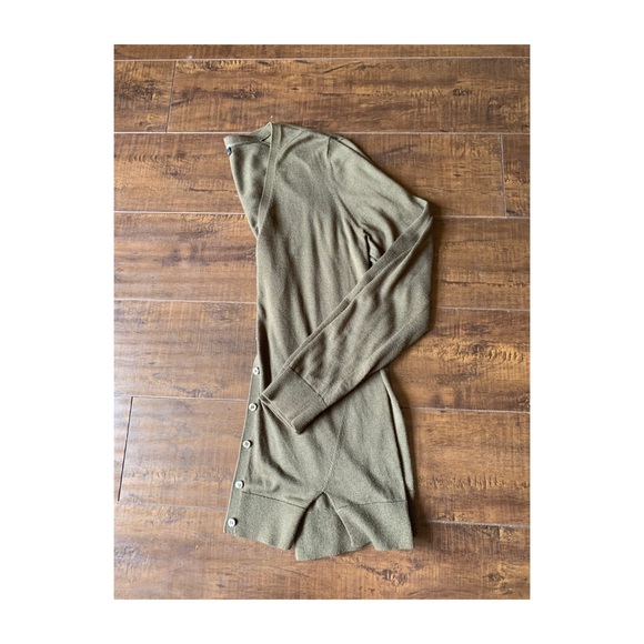 Cardigan - Picture 6 of 7